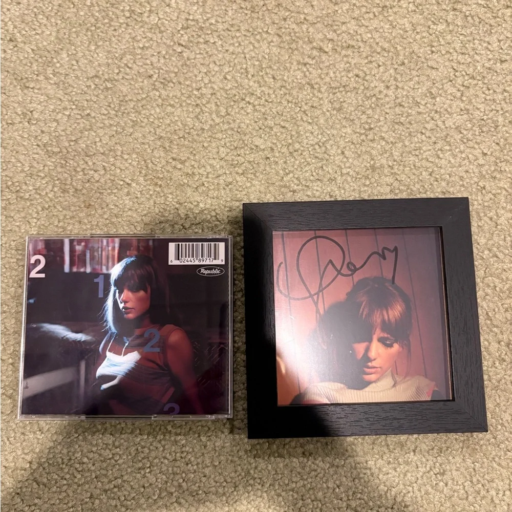 Signed Moonstone CD with Heart - Picture 3 of 5